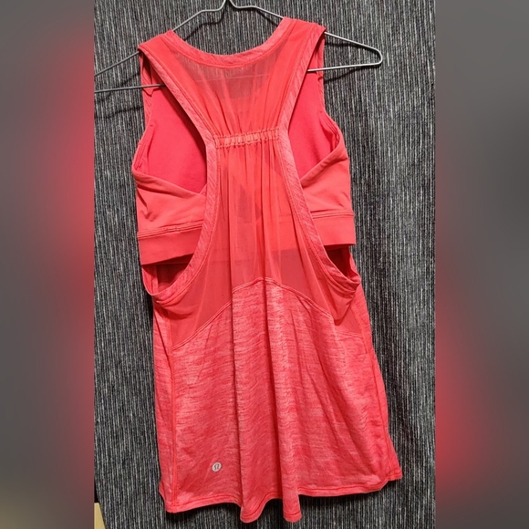 Lululemon Size 6 Coral Tank - Picture 2 of 4